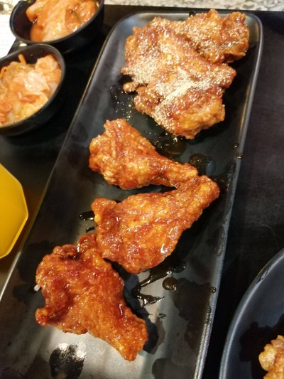 อาหาร หรือ เครื่องดื่ม