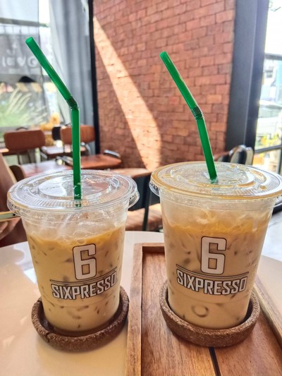 อาหาร หรือ เครื่องดื่ม