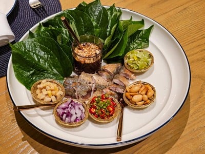 อาหาร หรือ เครื่องดื่ม