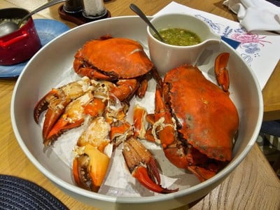 อาหาร หรือ เครื่องดื่ม