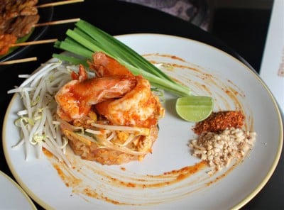 ผัดไทยกุ้งสด