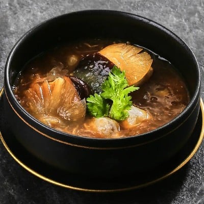 หูฉลามน้ำแดง