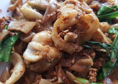 อาหาร หรือ เครื่องดื่ม