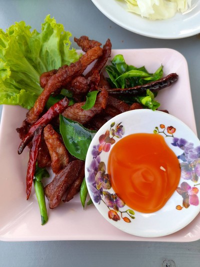 หมูแดดเดียว