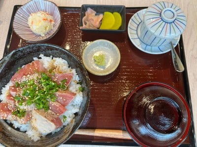 ชุดข้าวหน้าสเต็กฮงมากุโระ