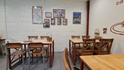 บรรยากาศ Barefoot Cafe