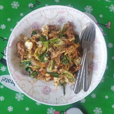 ผัดซีอิ๊วหมู