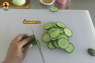 วิธีทำ ยำแตงกวา สไตล์เกาหลี วิธีทำ ยำแตงกวา สไตล์เกาหลี