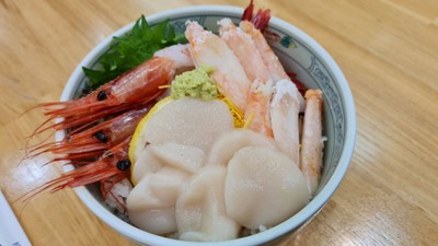 Hotate Shrimp Kani Don