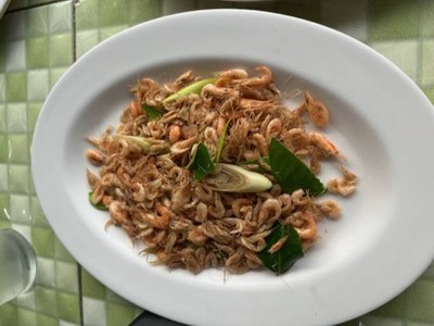 กุ้งฝอยคั่วเกลือ