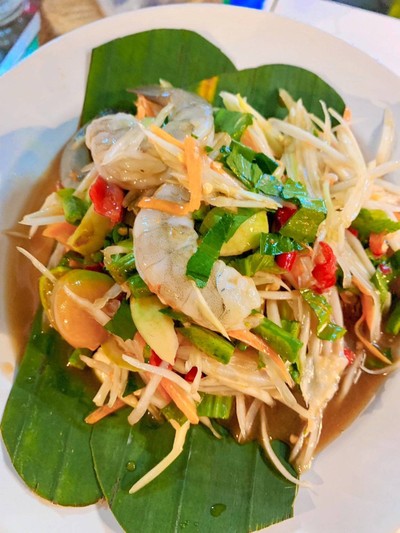 อาหาร หรือ เครื่องดื่ม