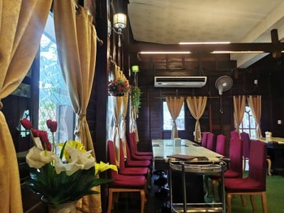บรรยากาศ เอ๋ อร่อย สาขา1
