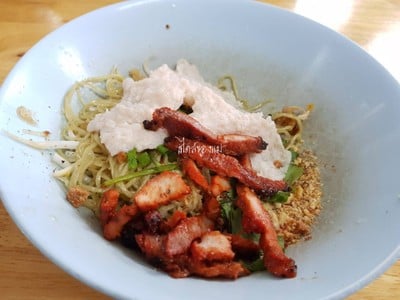 บะหมี่แห้ง
