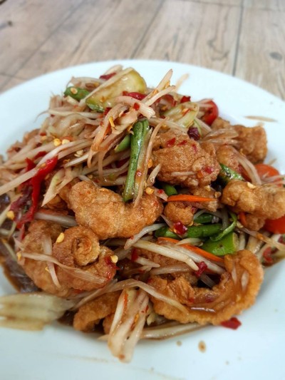 อาหาร หรือ เครื่องดื่ม