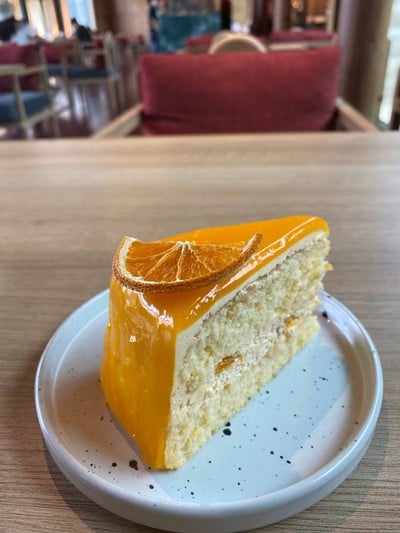 ตั้งเซ่งจั้ว แสนภูดาษ