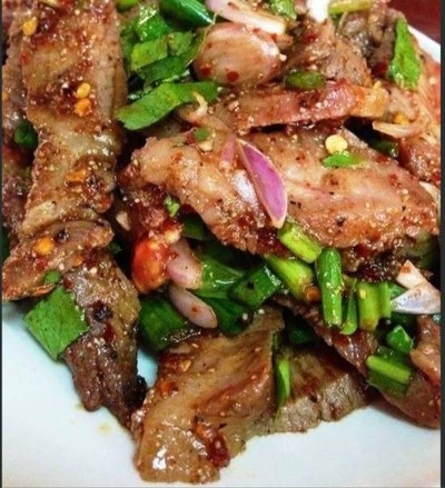 อาหาร หรือ เครื่องดื่ม