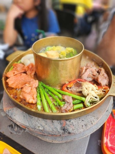 พระนคร Grill ท่ามหาราช