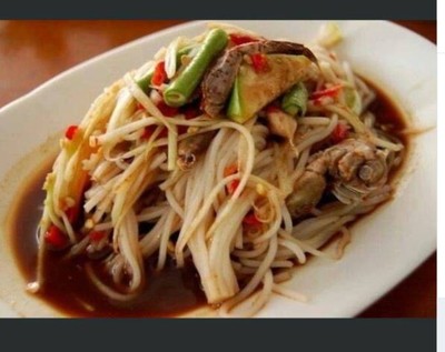 อาหาร หรือ เครื่องดื่ม