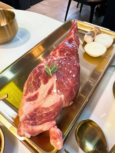 Super Golden Pork Sindosegi Cuts