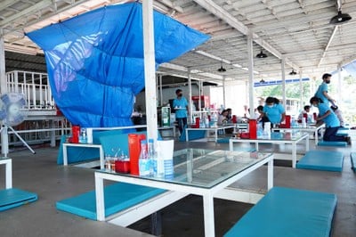 บรรยากาศ ก๋วยเตี๋ยวห้อยขา สาขาหน้ารพ.อยุธยา