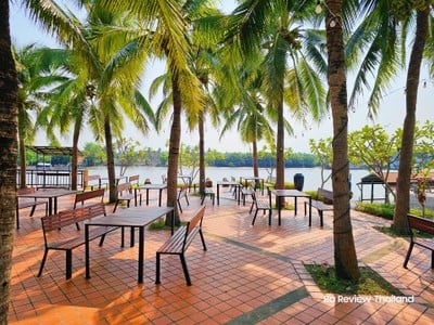 บ้านท้ายหาดรีสอร์ทแอนด์วอเตอร์สปอร์ต