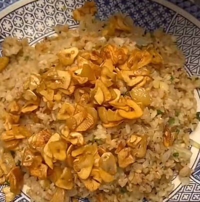 ข้าวผัดกระเทียมจานเด็ด 🍚 ฝีมือแม่ อร่อยแบบเจ้าดัง ข้าวผัดกระเทียมจานเด็ด 🍚 ฝีมือแม่ อร่อยแบบเจ้าดัง