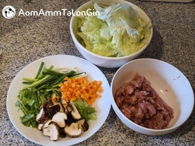 วิธีทำ แกงจืดหมูสับผักกาดขาว 🐷 วิธีทำ แกงจืดหมูสับผักกาดขาว 🐷