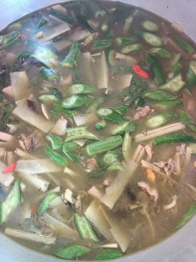 วิธีทำ แกงหน่อไม้ใส่บวบ แบบอีสาน #WongnaiCooking