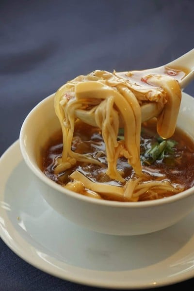 เมนูของร้าน Bai Yun  โรงแรม บันยันทรี กรุงเทพ