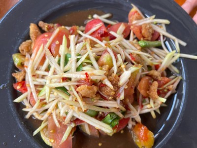 ส้มตำกากหมู