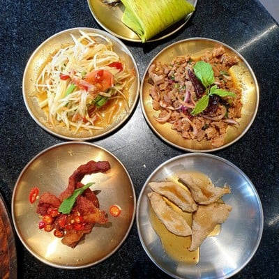 ทองเนื้อเก้า บรรทัดทอง