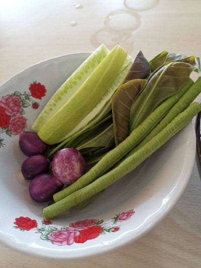 ผักสดฟรี