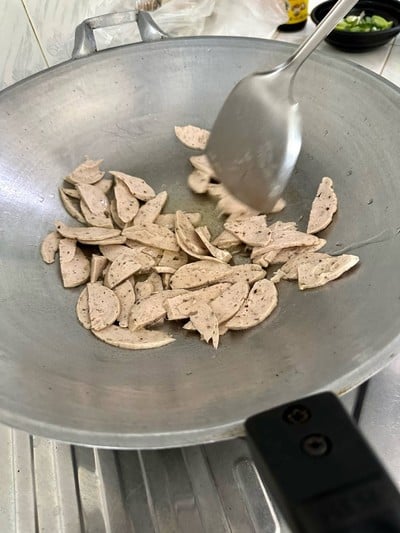 วิธีทำ ผัดหมูยออุบลฯหอมใหญ่ วิธีทำ ผัดหมูยออุบลฯหอมใหญ่