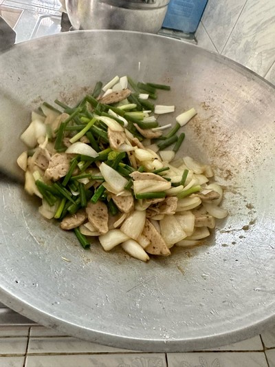 วิธีทำ ผัดหมูยออุบลฯหอมใหญ่ วิธีทำ ผัดหมูยออุบลฯหอมใหญ่