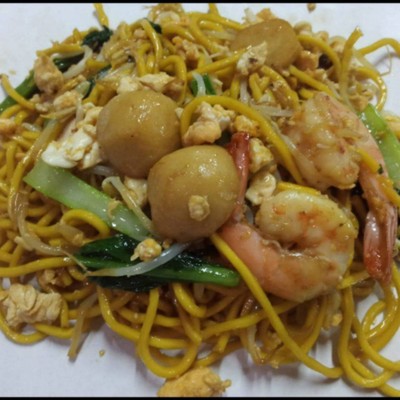 หมี่เหลืองผัด