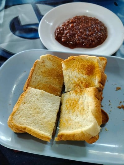 ขนมปังปิ้ง