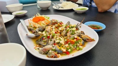 เมนูของร้าน ท่าน้ำขวัญ กุ้งเผา ริเวอร์วิว