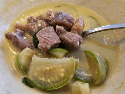 แกงเขียวหวานเนื้อ