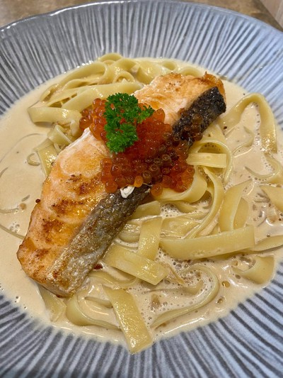 Fettuccini Ikura Cream Sauce