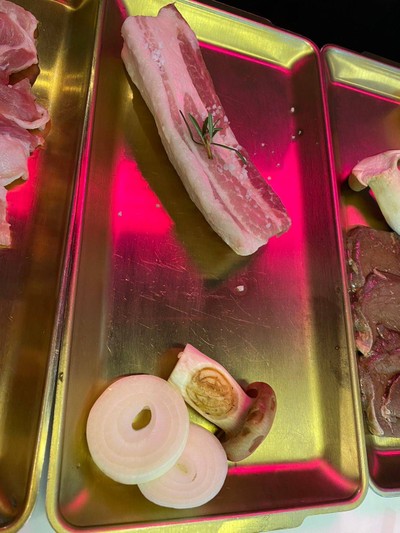 อาหาร หรือ เครื่องดื่ม