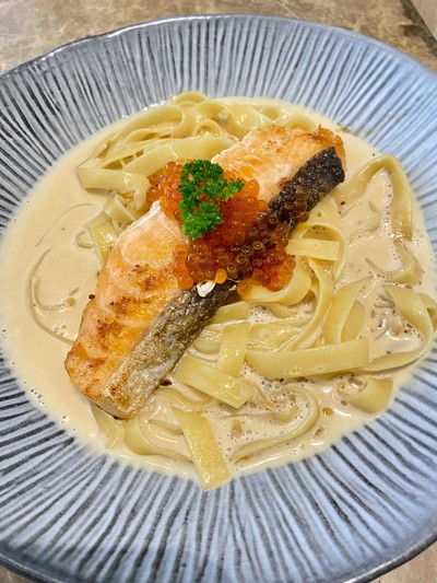Fettuccini Ikura Cream Sauce