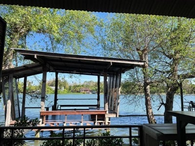 เรือนปณาลี รีสอร์ท