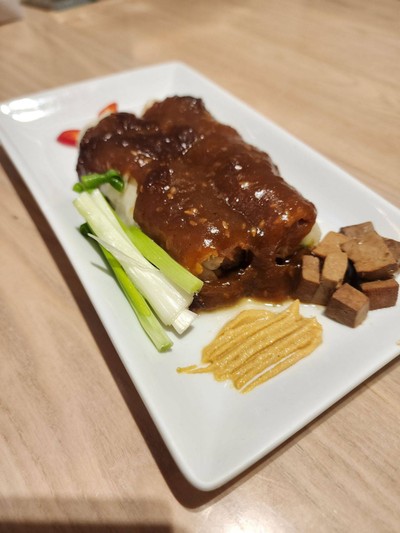 อาหาร หรือ เครื่องดื่ม