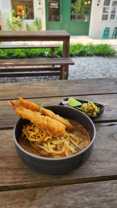 ข้าวซอยกุ้งเทมปุระ