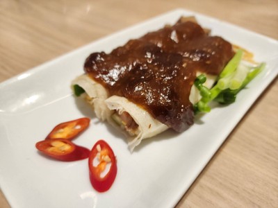 อาหาร หรือ เครื่องดื่ม