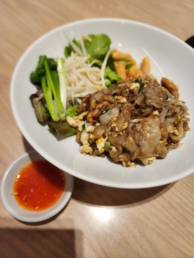 อาหาร หรือ เครื่องดื่ม