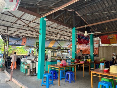 ก๋วยเตี๋ยวเรืออยุธยาไม่ธรรมดา (ลุงจรัญฯ13-บางแวก)