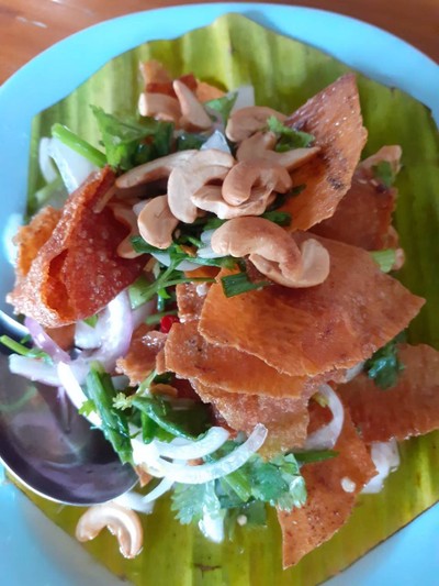 ยำสามกรอบ