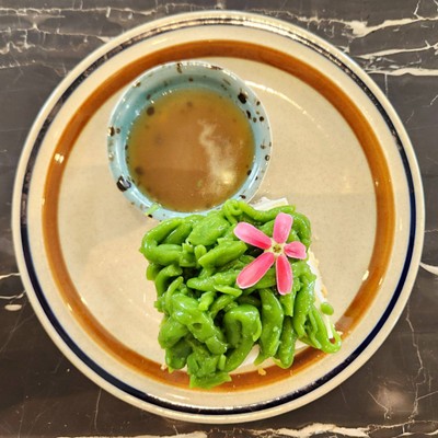 มูสเค้กไอติมลอดช่อง