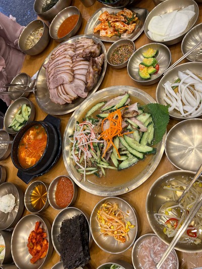 สลัดขาหมู